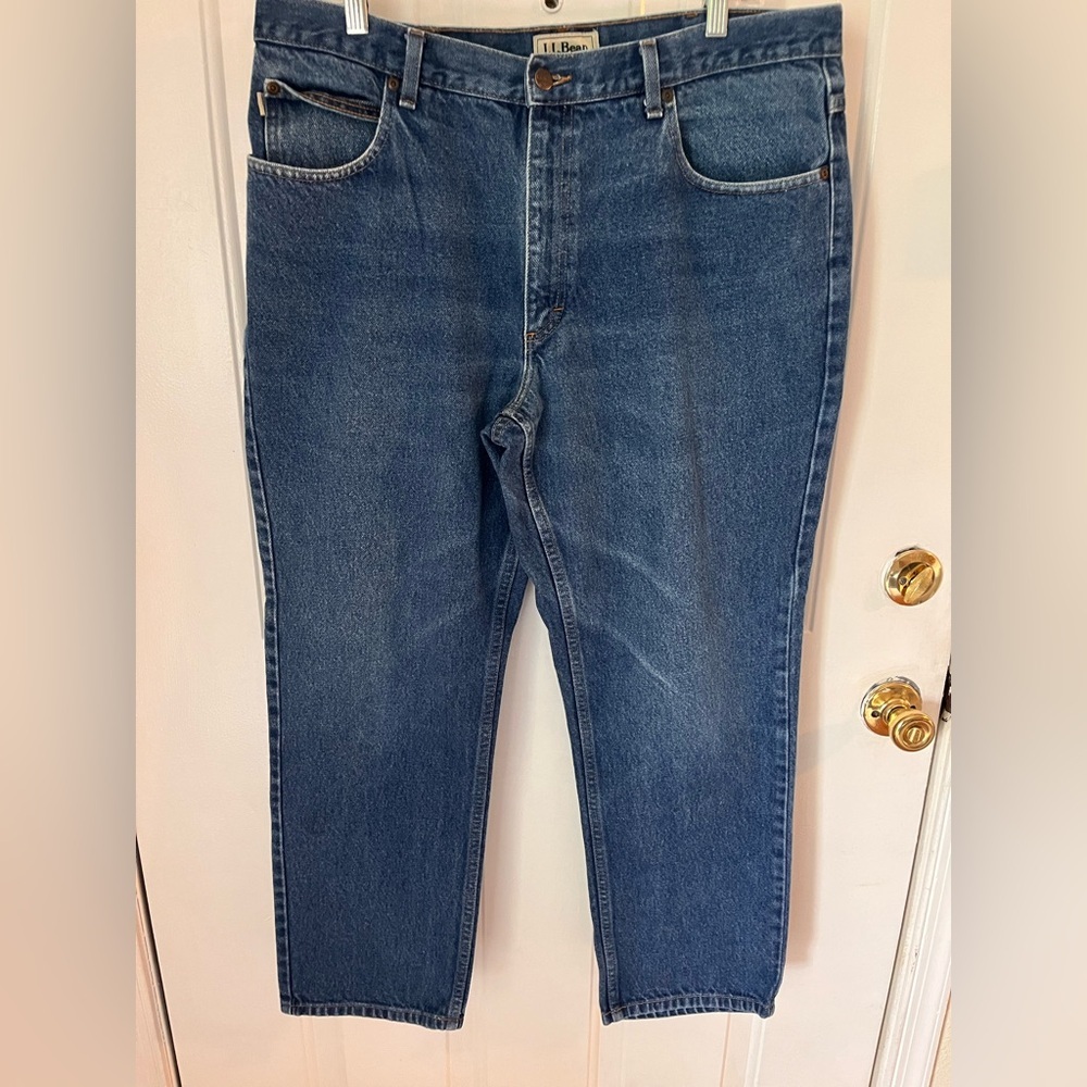 L.L. Bean Relaxed Fit Blue Jeans 38x29